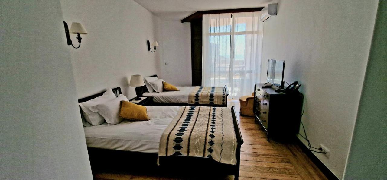 Boutique Inn & Restaurant - Casa Dos Suecos Figueira da Foz Esterno foto