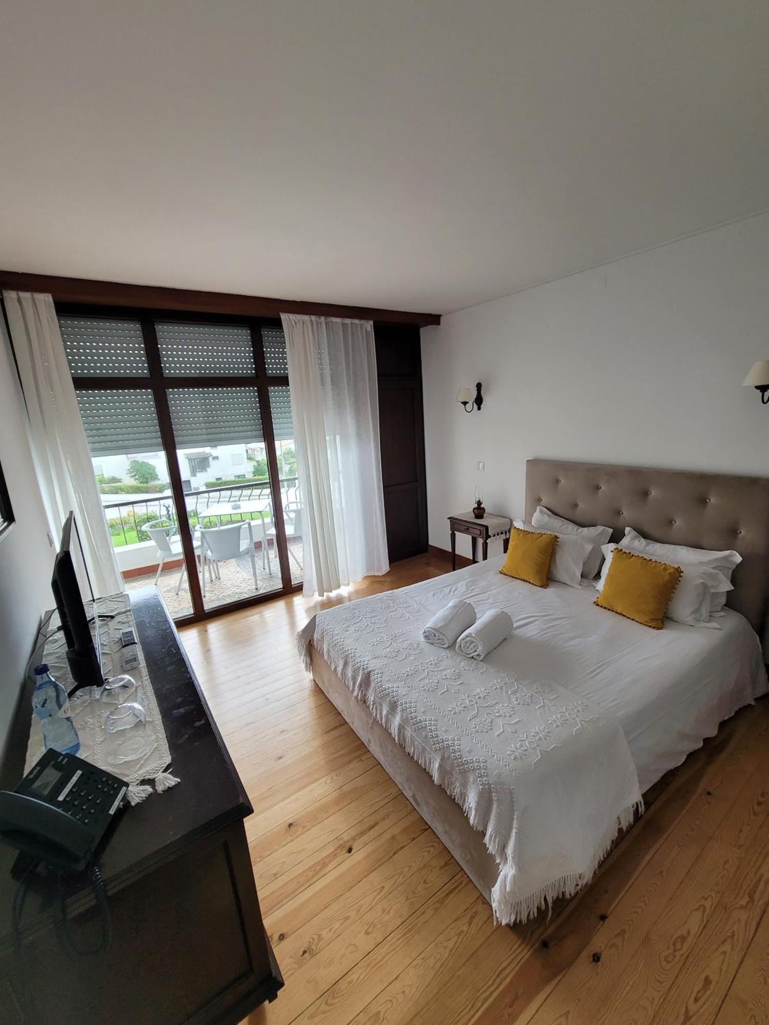 Boutique Inn & Restaurant - Casa Dos Suecos Figueira da Foz Esterno foto